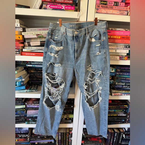 American Eagle Outfitters Denim - American Eagle light wash super distressed ripped baggy denim jeans short
